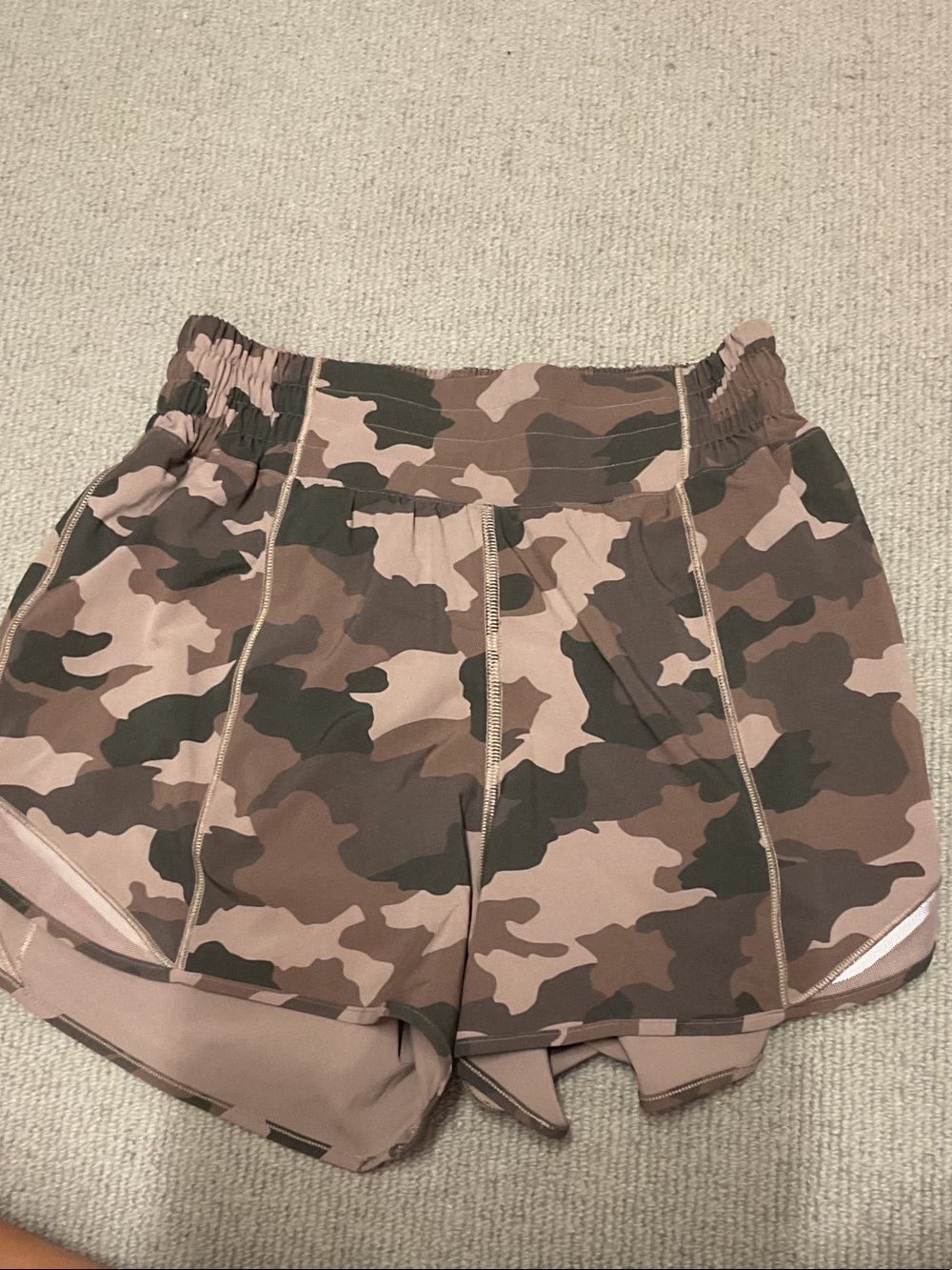 lululemon athletica Women's Camo Running Shorts - Pink & Olive